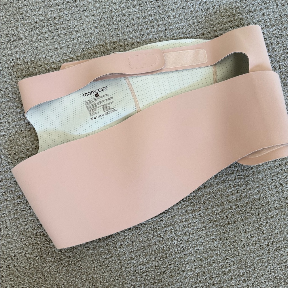 BellyEmbrace - Momcozy Ergonest Maternity Belly Band